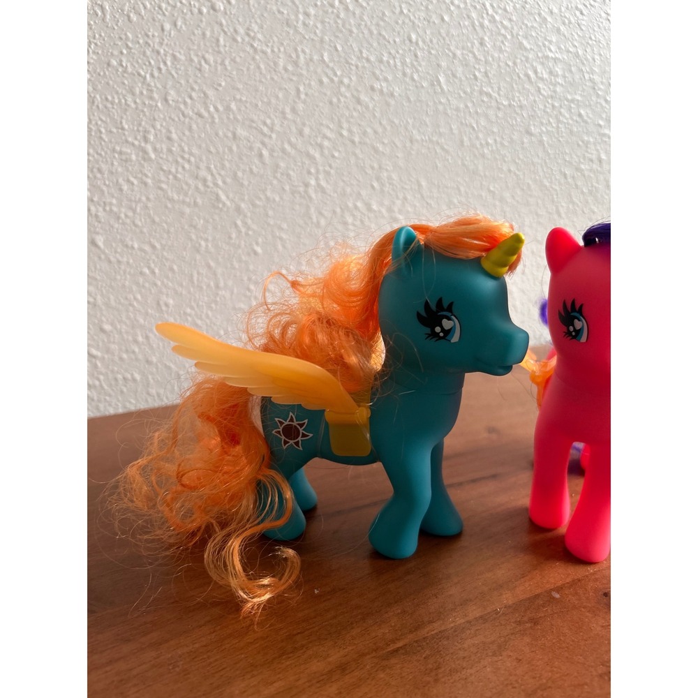Vintage Winged Unicorn Pony Figures Teal and Pink Set of 2 - Picture 2 of 6